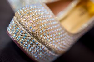 Sona's wedding shoe detail by Resh Rall Wedding Photography, Leeds